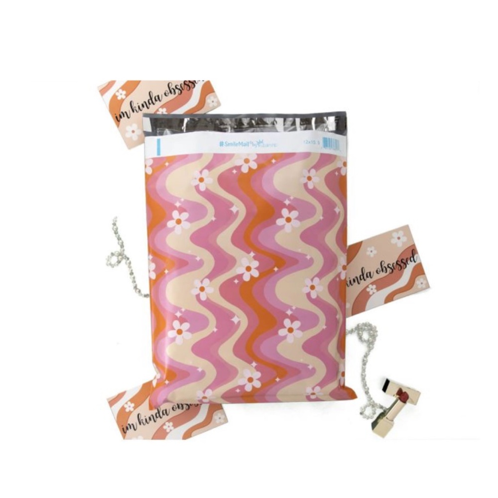 10 (12” x 15.5”) Large Wavy Daisy Poly Mailers BRAND NEW